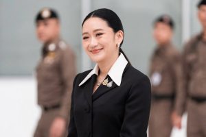 佩通坦今日出庭