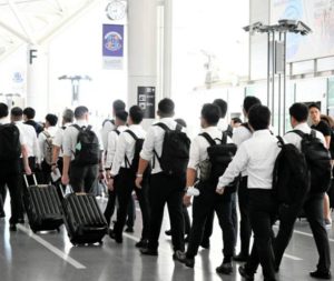 日本警方赴柬埔寨引渡29名电诈嫌犯