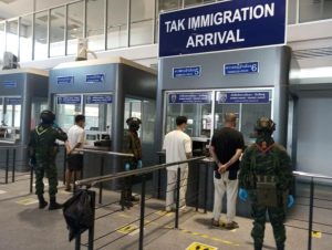 三国联手端窝!94名涉诈中国人从妙瓦底被押解回国