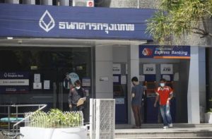 泰国再现排华风波！数百华人银行账户突遭冻结！