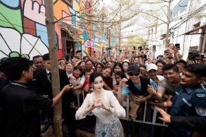 中国女演员范冰冰被马来西亚授予拿督勋衔