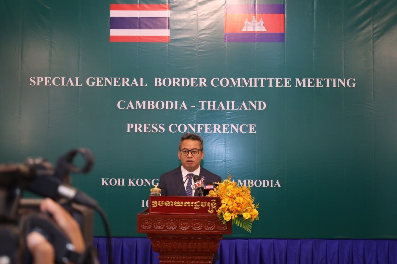 柬泰讨论撤军、双方重开边境