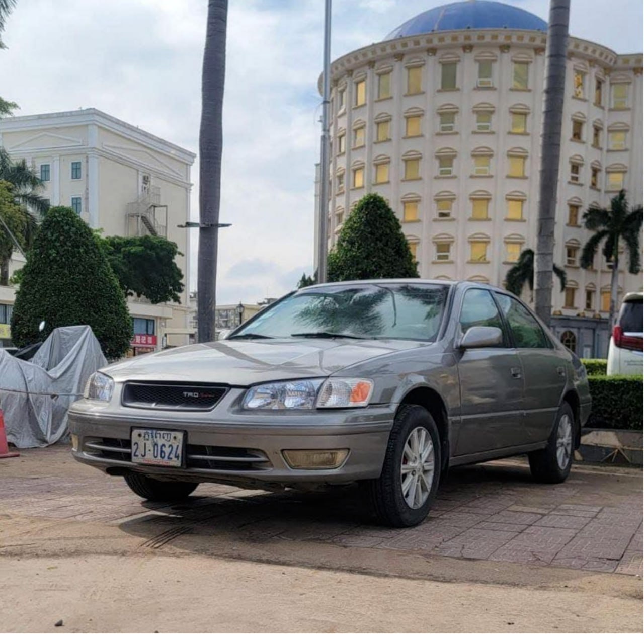 6名中国籍嫌疑人殴打警局长后逃往西港