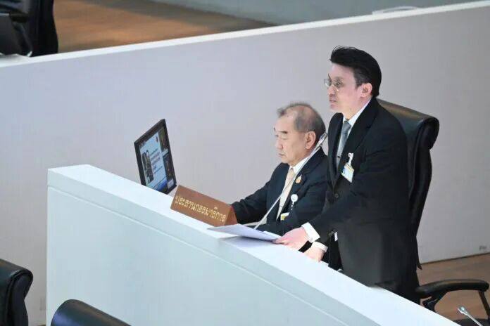 泰国参议院批准全面禁止电子烟 #最高可判10年监禁 青少年使用率7年激增5.3倍