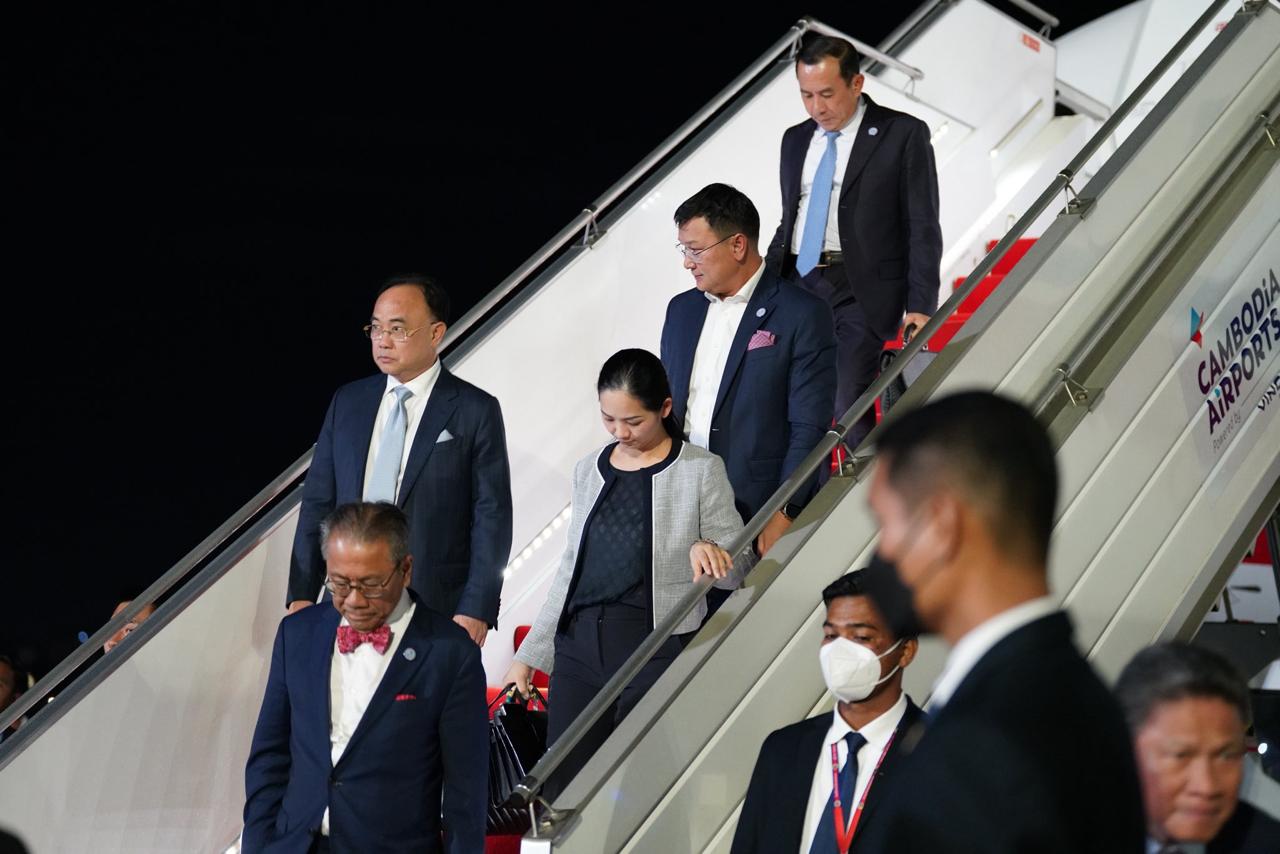 中国援助柬埔寨2000万元人民币