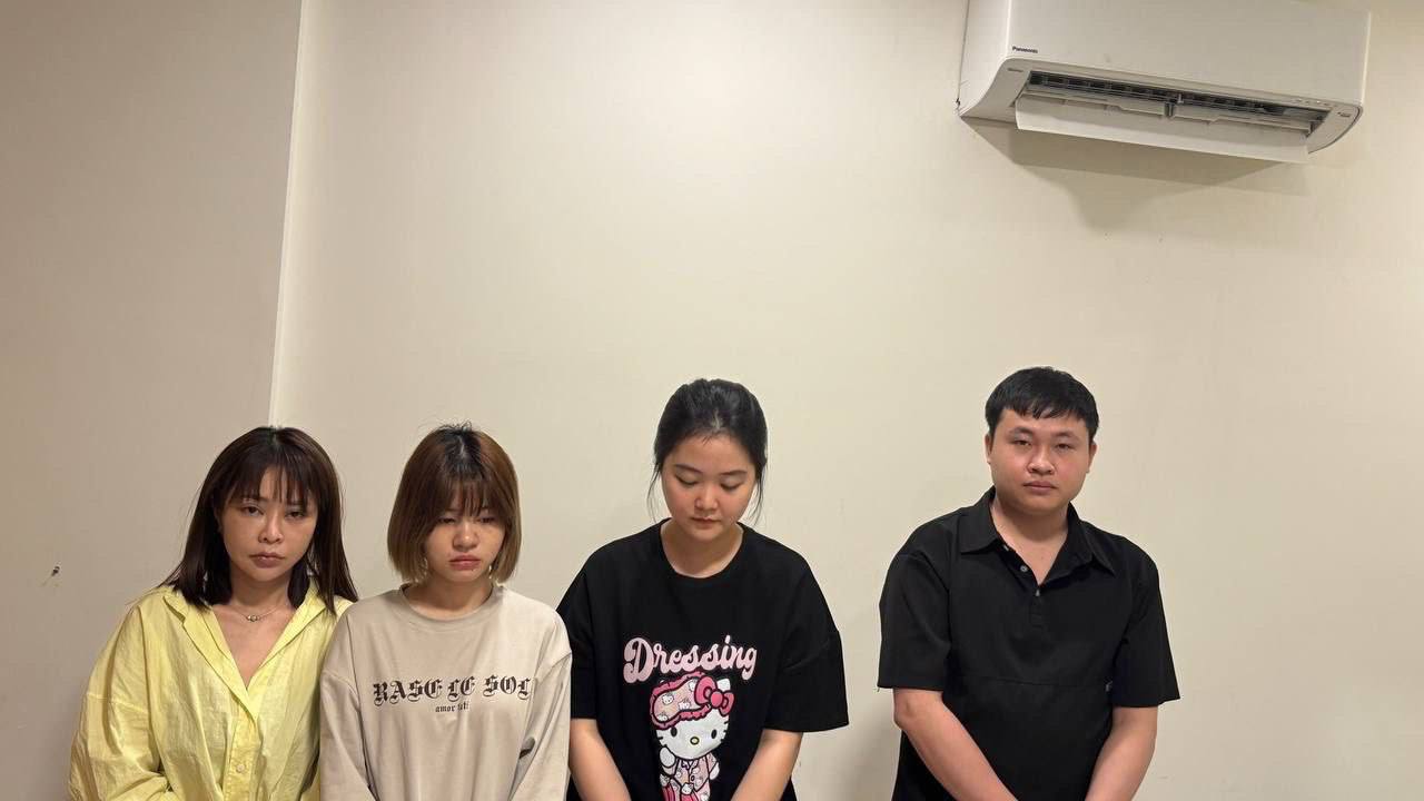 金边警方突袭两处电诈窝点 拘捕10中国籍和4名越南籍嫌犯