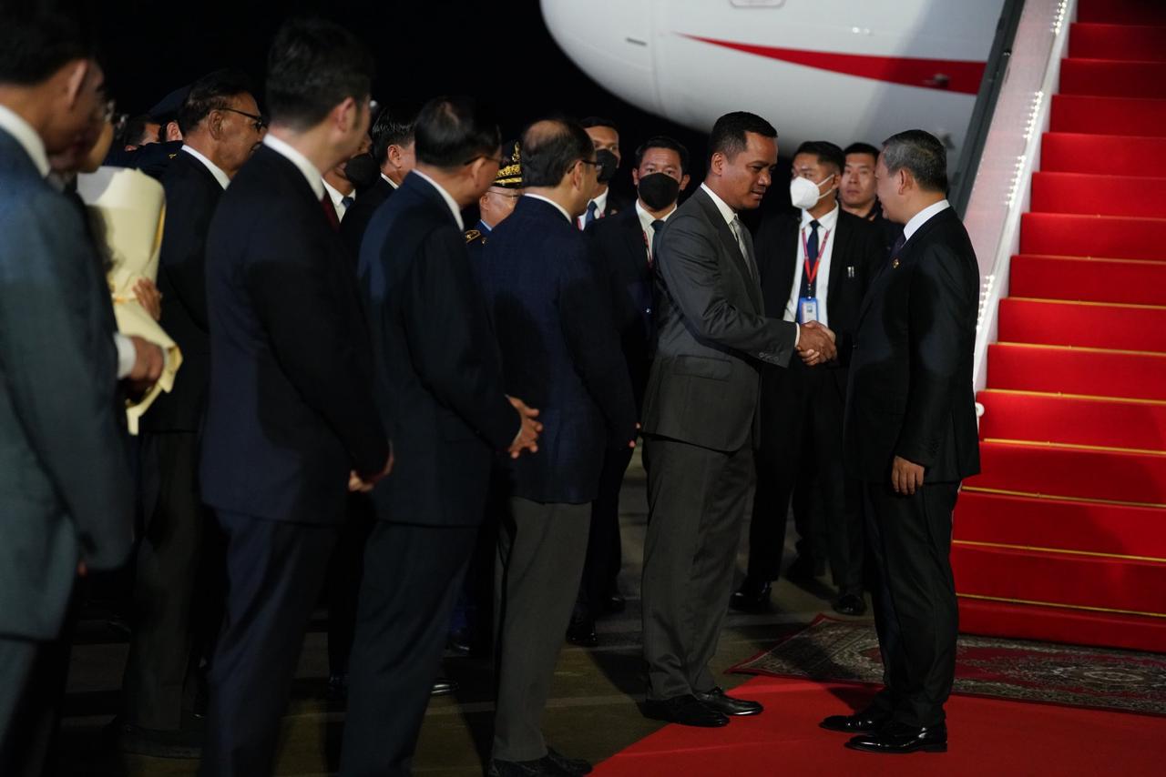 中国援助柬埔寨2000万元人民币