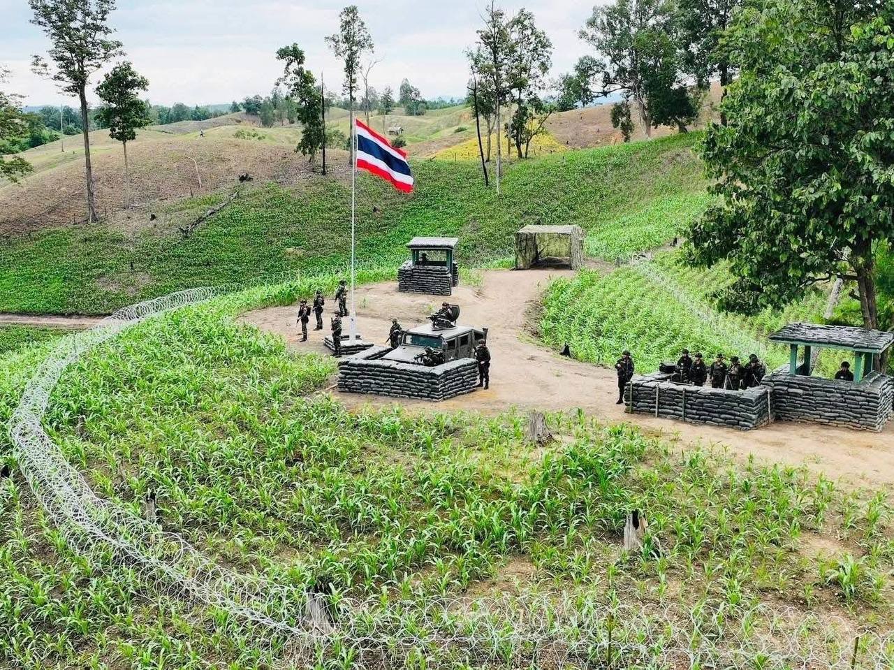 泰缅边境泰国特种部队全副武装进入战备状态