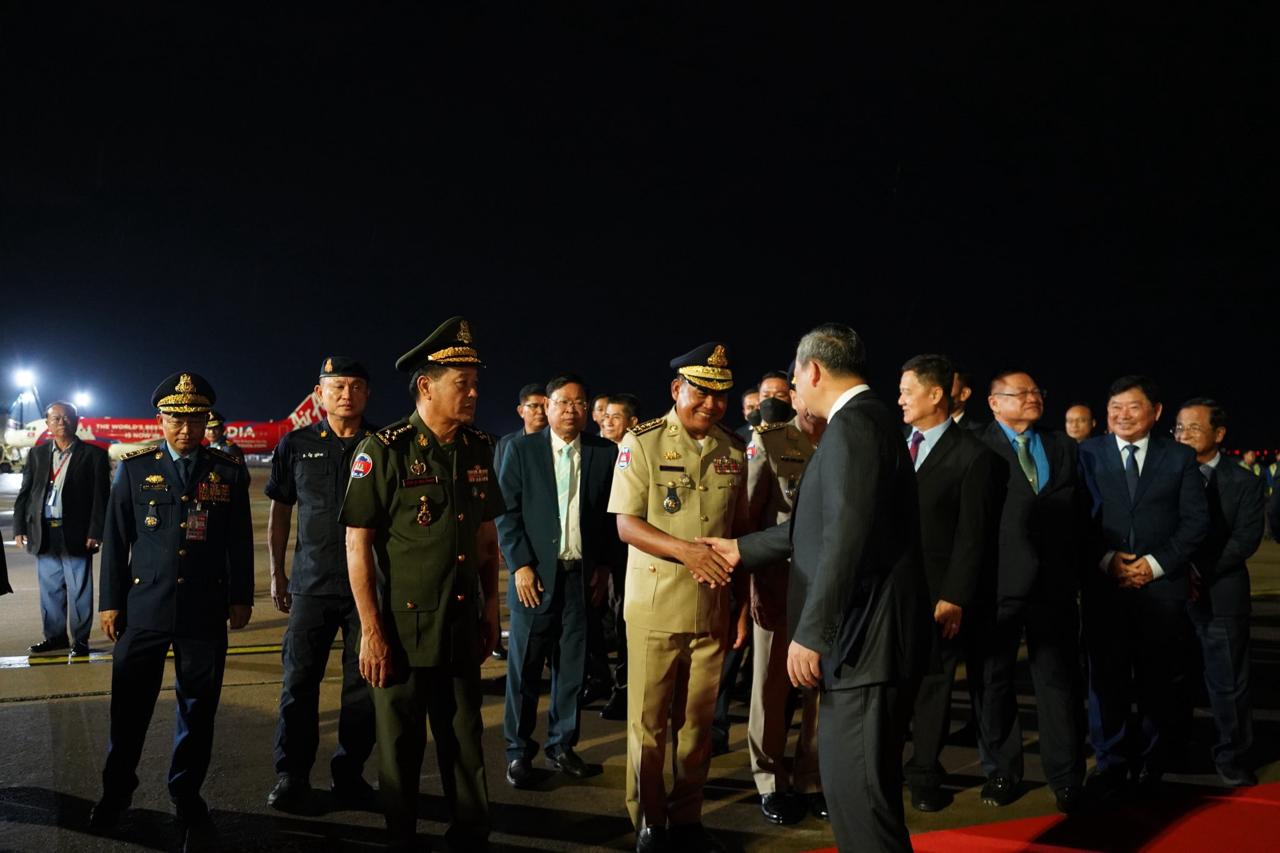 中国援助柬埔寨2000万元人民币