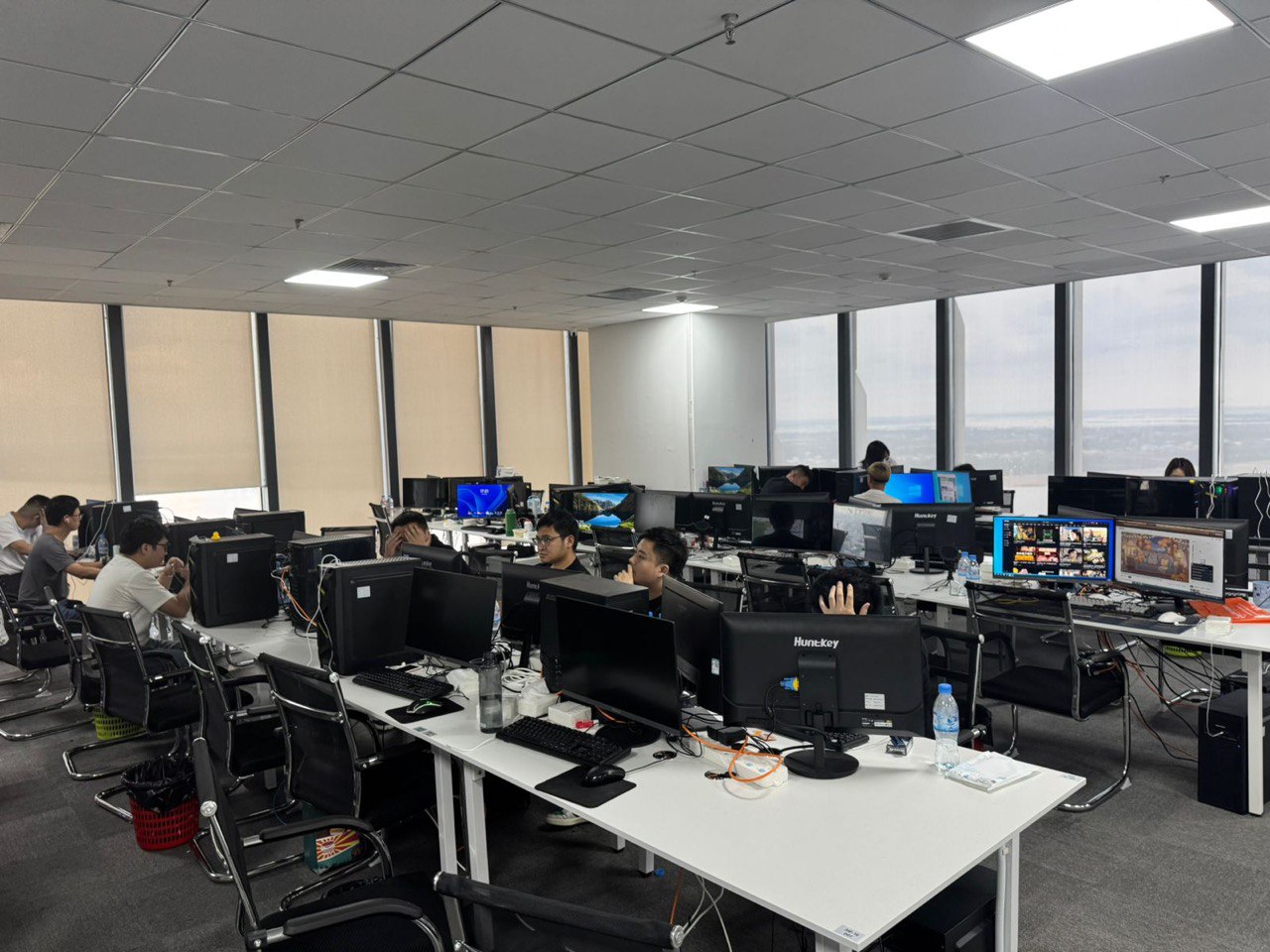 钻石岛摩根被查 80人落网