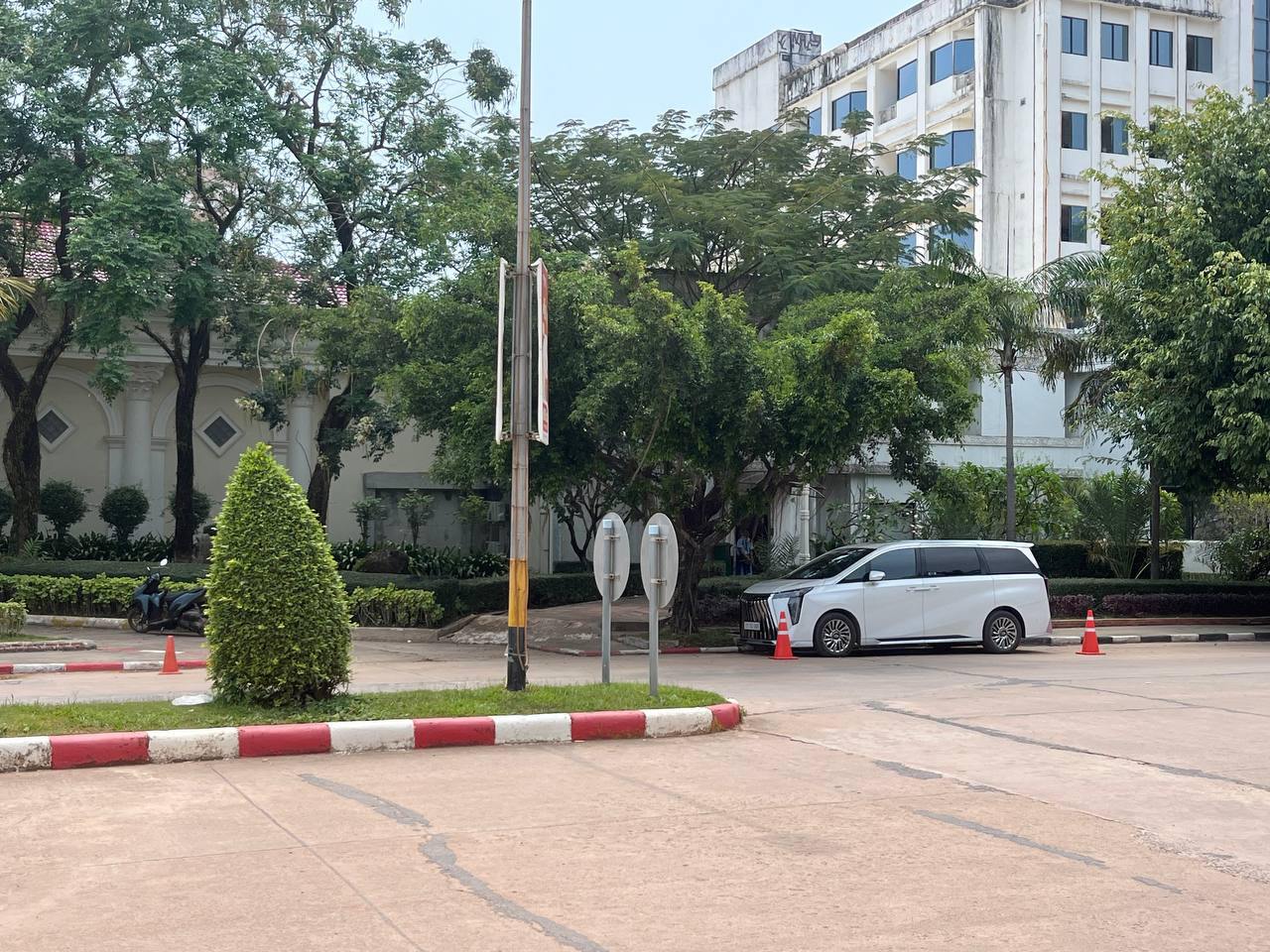 网友爆料柬埔寨黑公司
