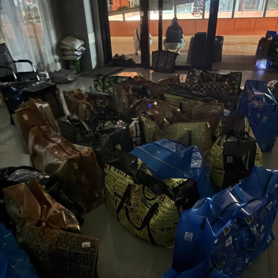 鑫城园区紧急撤离：企业设备搬迁内幕揭秘 - 鑫城园区