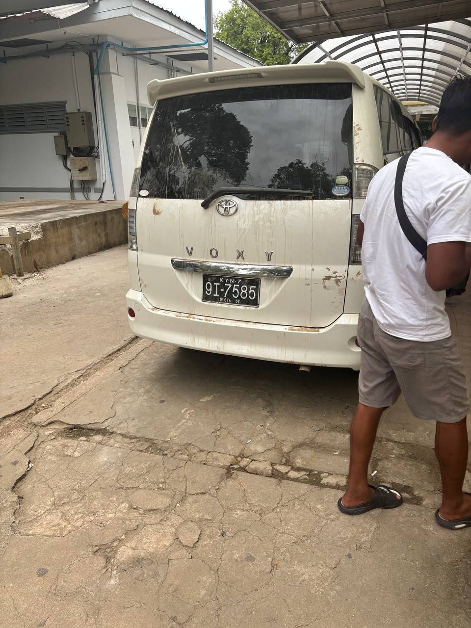 紧急寻人:四名中国游客金三角疑遭缅甸司机绑架失联,索要巨额赎金 紧急寻人:四名中国游客金三角疑遭缅甸司机绑架失联,索要巨额赎金 - 金三角绑架