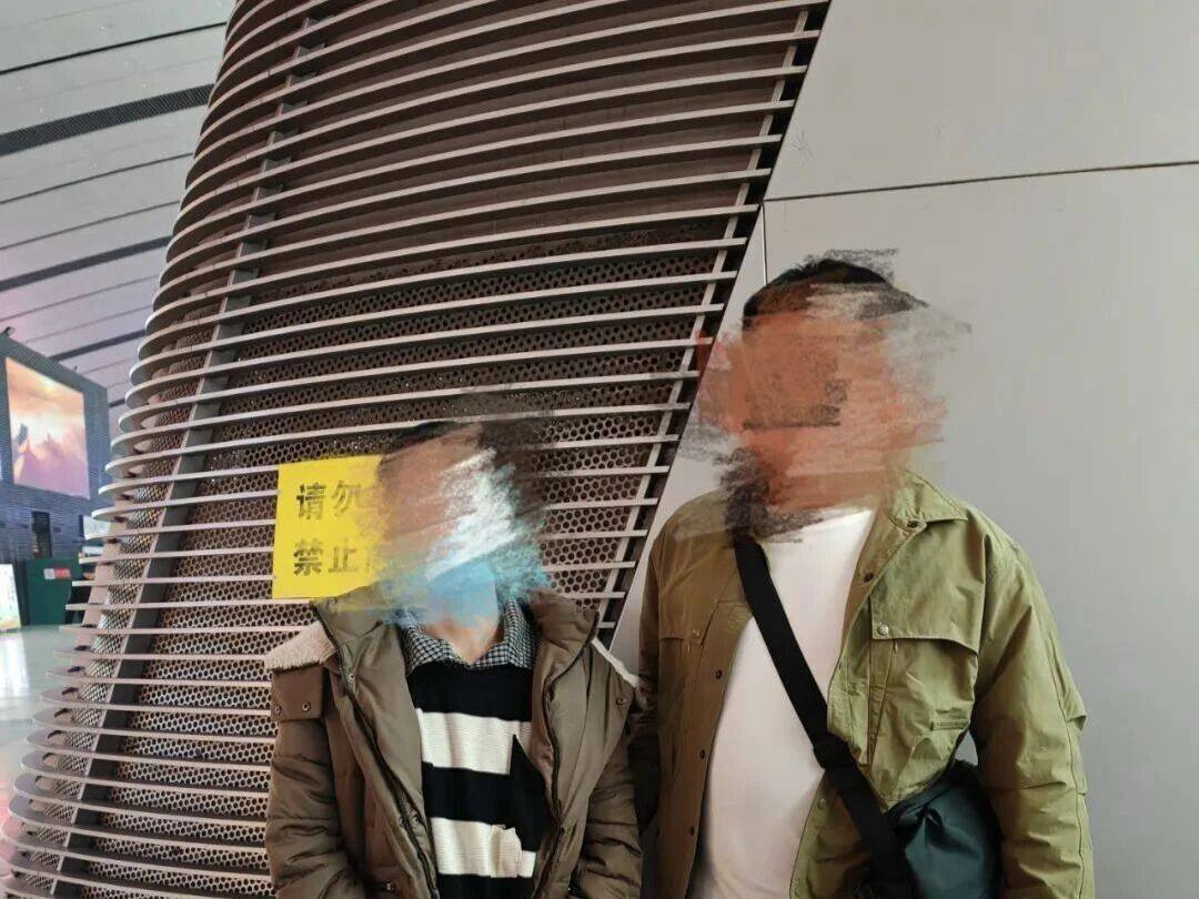 柬埔寨警方向中国警方移交一名逃犯