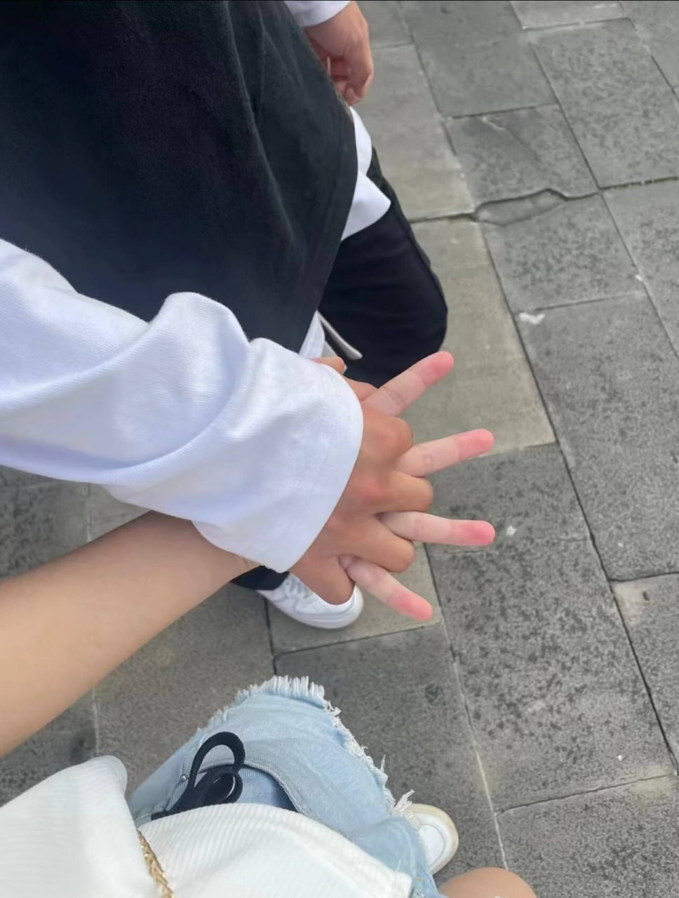 网友分享:现在是2025年11月12日,当大家看到这条文章的时候我已经踏上回国的飞机了